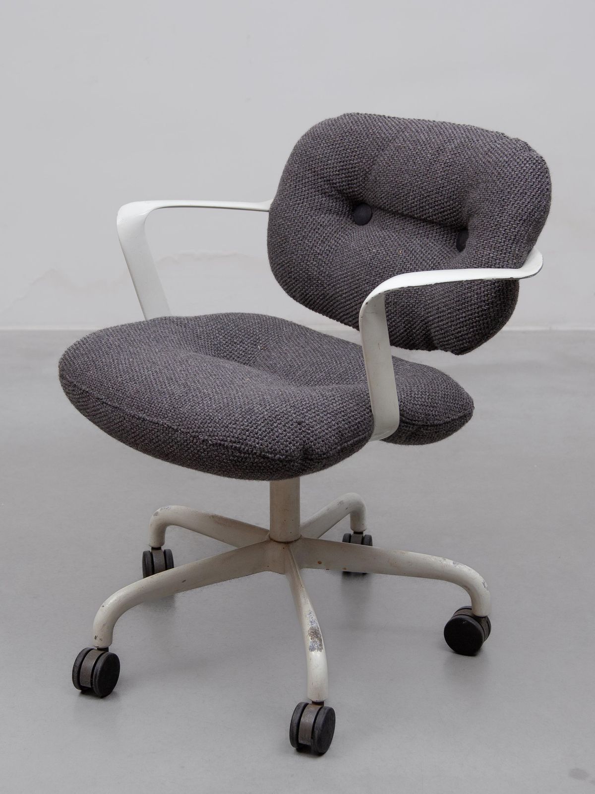 Knoll Desk Swivel Chair Designed By Hannah Bruce And Andrew Morrison On Wheels photo for sale
