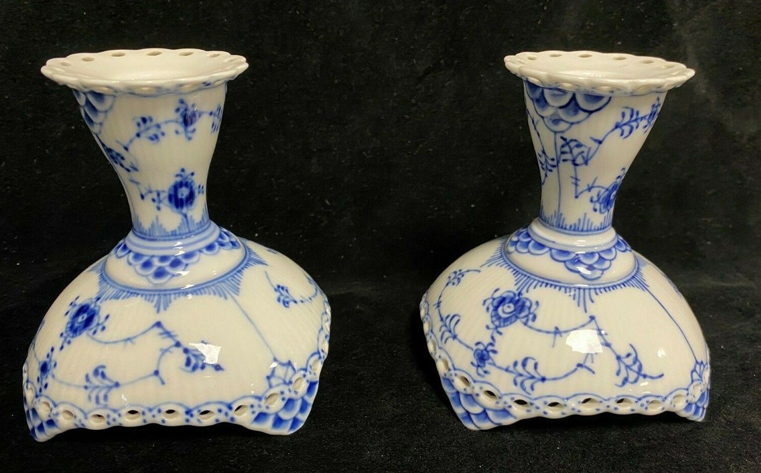 Royal Copenhagen Porcelain Blue Lace Pair Candlesticks Full Blue Lace photo vinterior