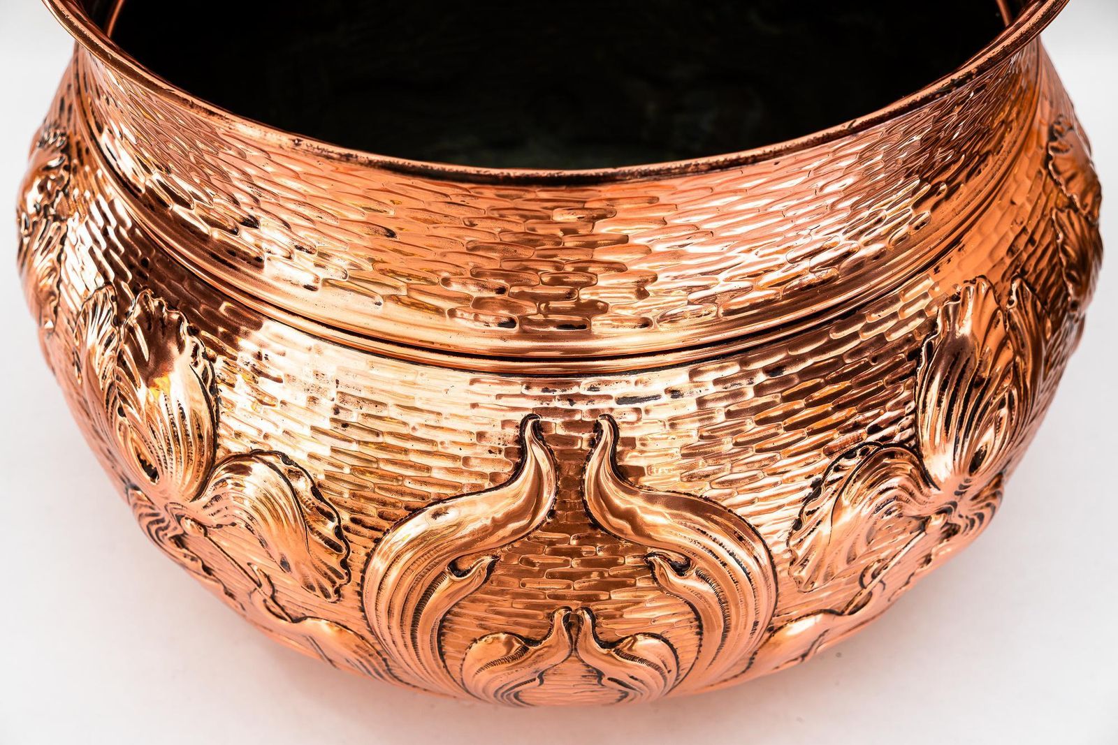 Very Big Floral Hammered Jugendstil Copper Palm Pot Vienna Around 1908 photo buy