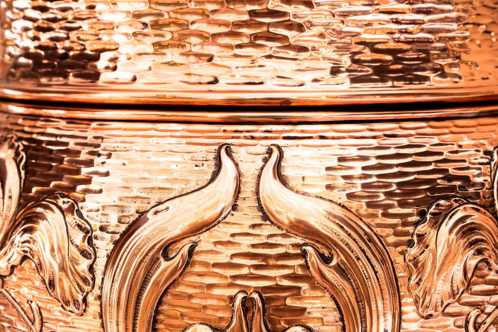 Very Big Floral Hammered Jugendstil Copper Palm Pot Vienna Around 1908 photo vintage