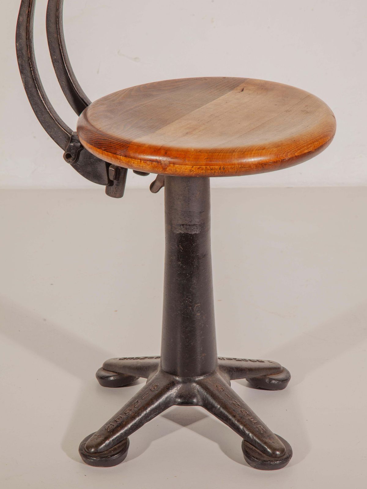 Antique Set Of Six Industrial Singer Sewing Adjustable Chairs, Stools, 1920s photo Furniture