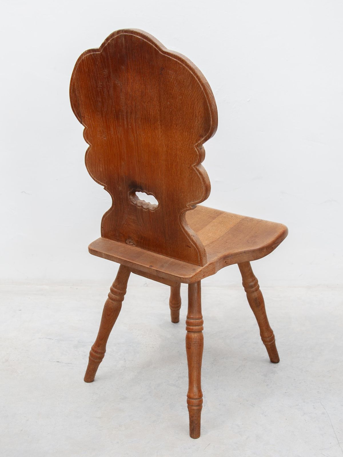 A Brutalist Folk Art Alpine Set Of Four Chairs, France, 1930s photo vintage
