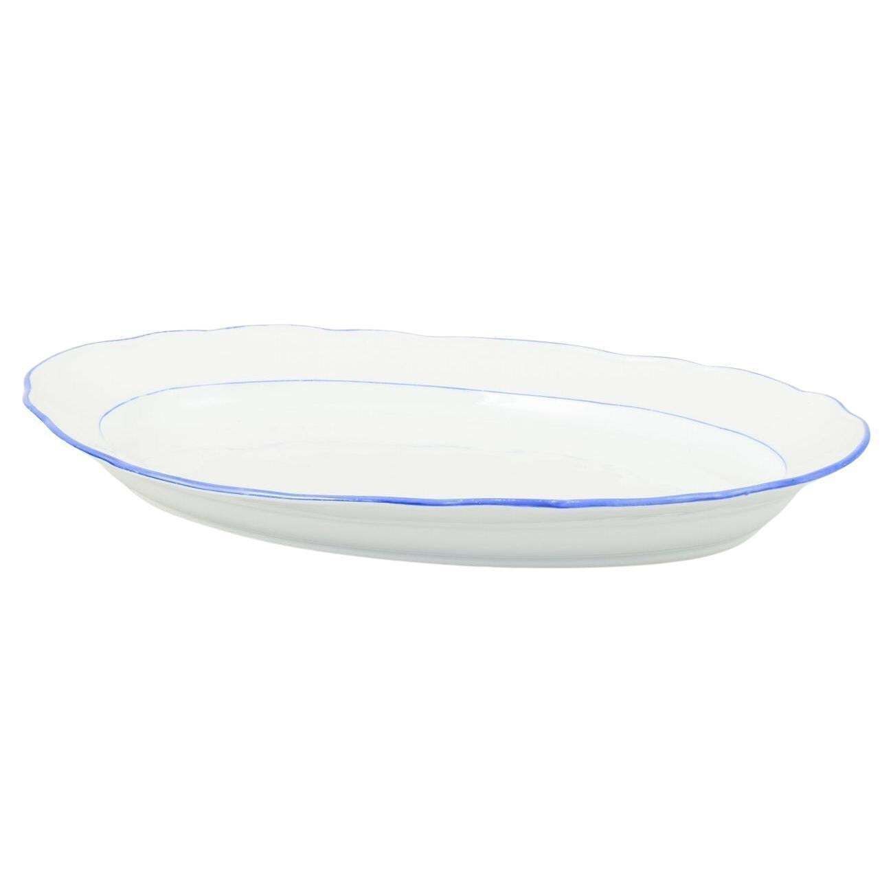 Meissen. Serving Platter In Porcelain With Scalloped Rim And Blue Trim