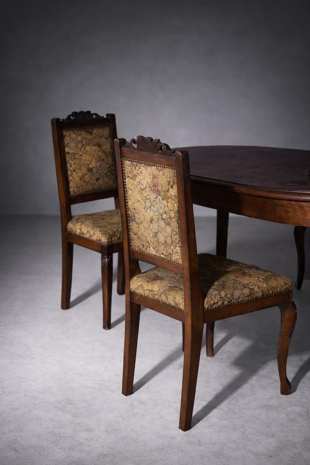 French Dining Chairs, Set Of Six With Original Upholstery And Carved Walnut Leg photo buy
