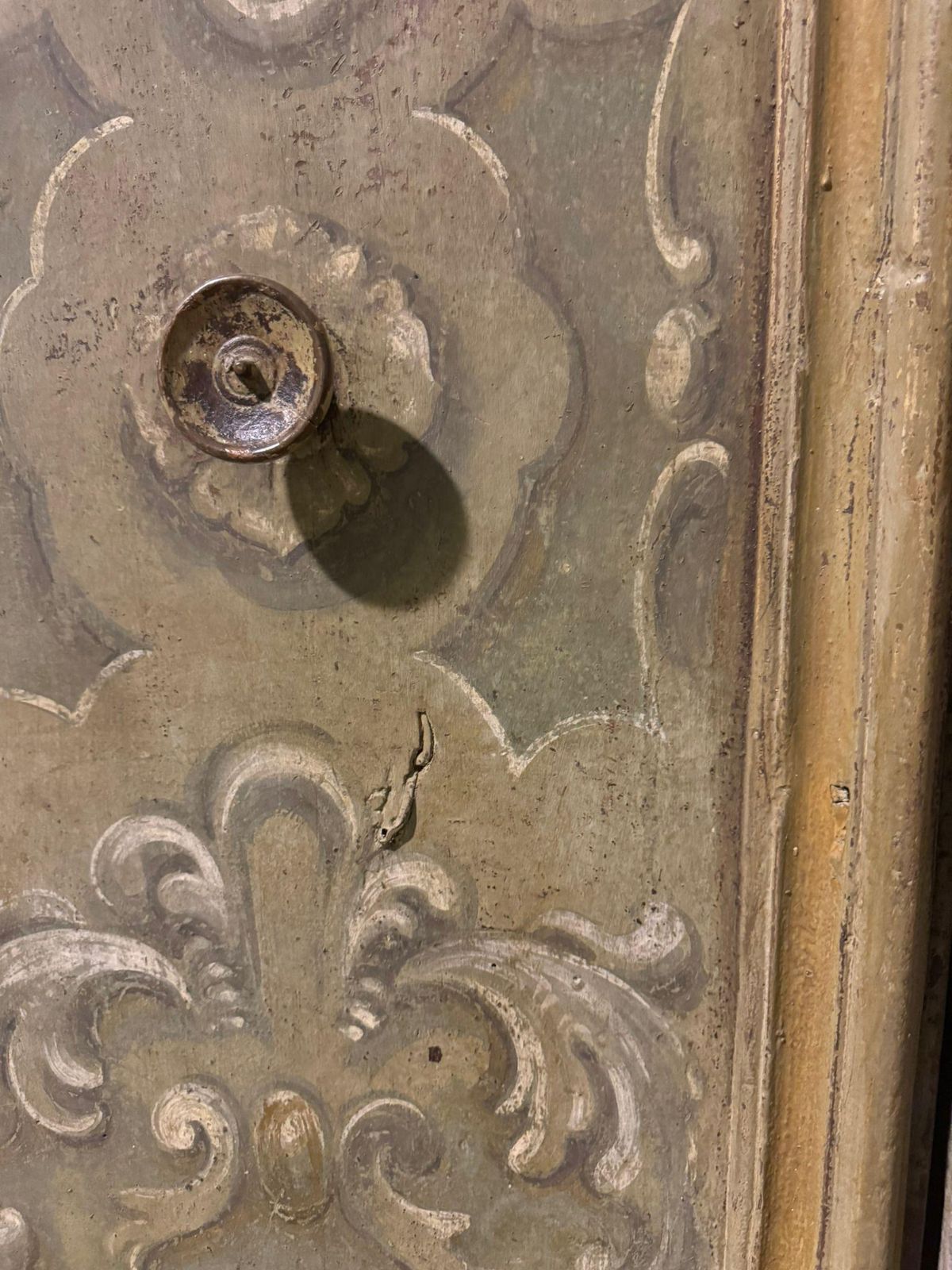 Lacquered And Painted Wooden Two Leaf Door, Italy photo vinterior