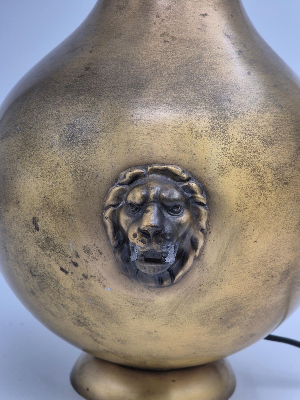 Table Lamp In Brass With Decor Of Lion, Swedish Grace 1920/30s photo buy