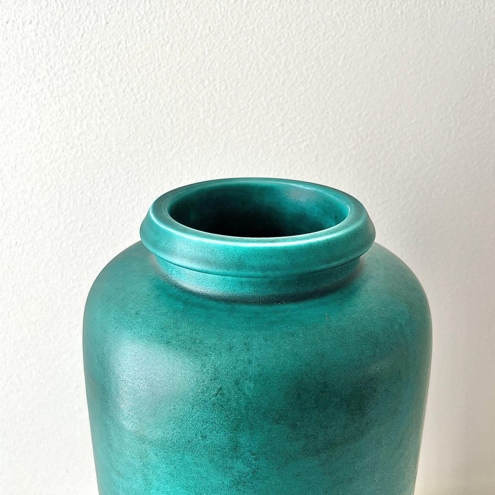 Large Scandinavian Modern Ceramic Vase By Wilhelm Kåge For Gustavsberg Sweden. photo for sale