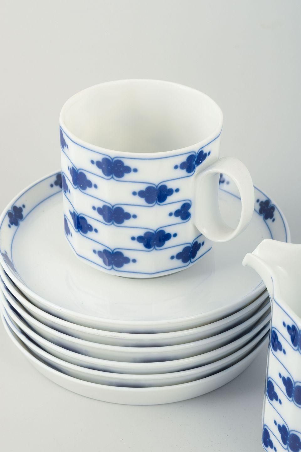 Rosenthal Studio Linie, Six Pairs Of Coffee Cups With Saucers And Cream Jug. photo furniture