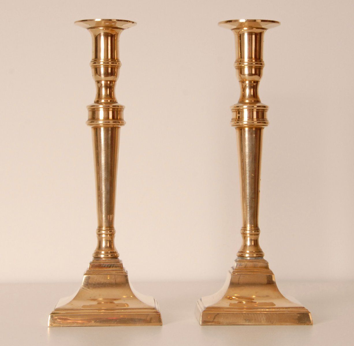 Antique English Candlesticks In Bronze, 1700s, Set Of 2 photo for sale