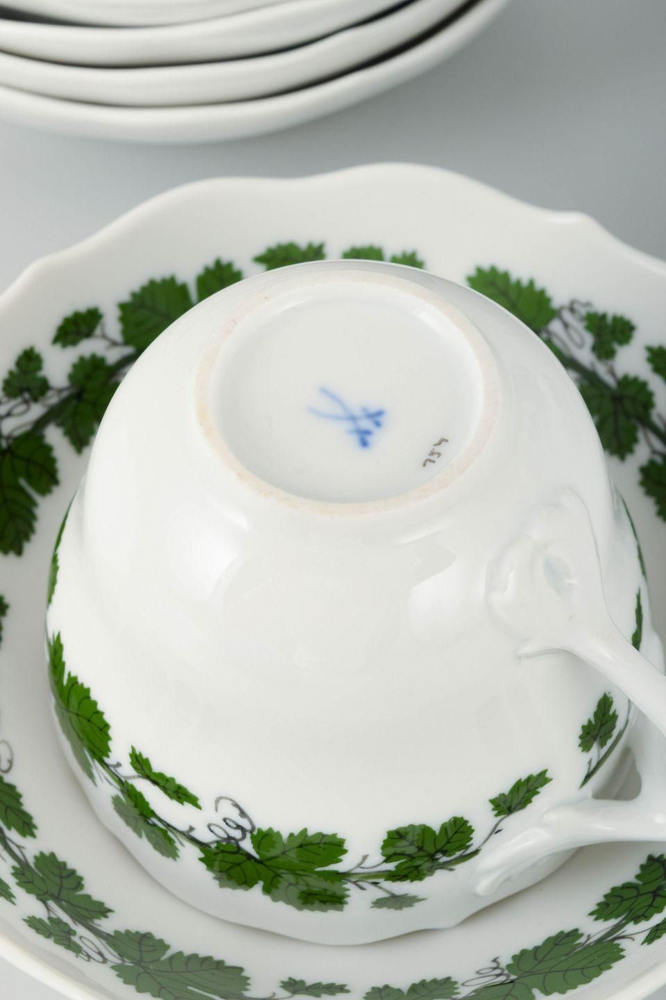 Meissen, Germany. Six Porcelain Mocha Cups With Saucers. Vine Leaf Pattern. photo 335.0