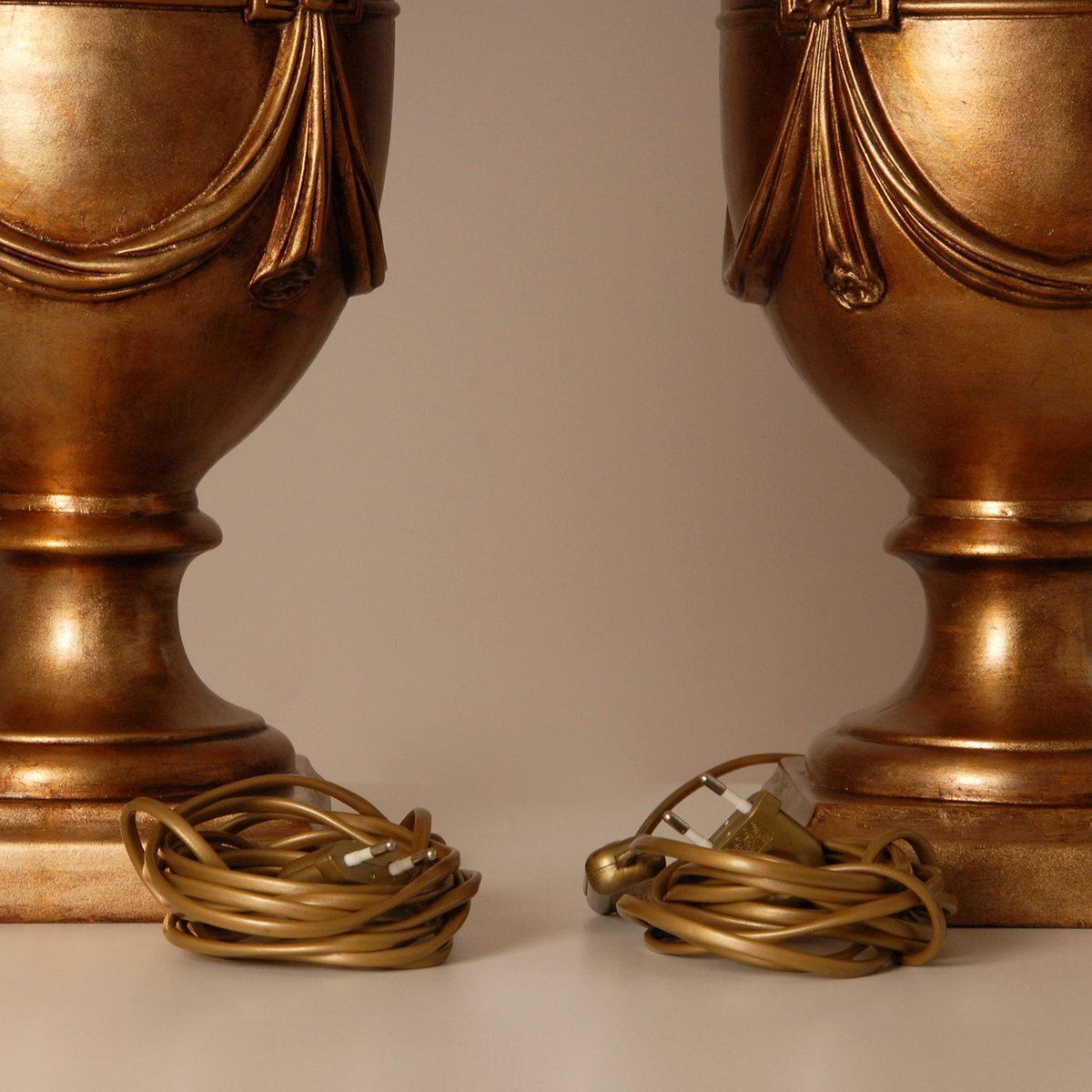 Vintage Neoclassical French Ceramic Lamps In Yellow Gold From Maison Jansen, 1980, Set Of 2 photo vintage