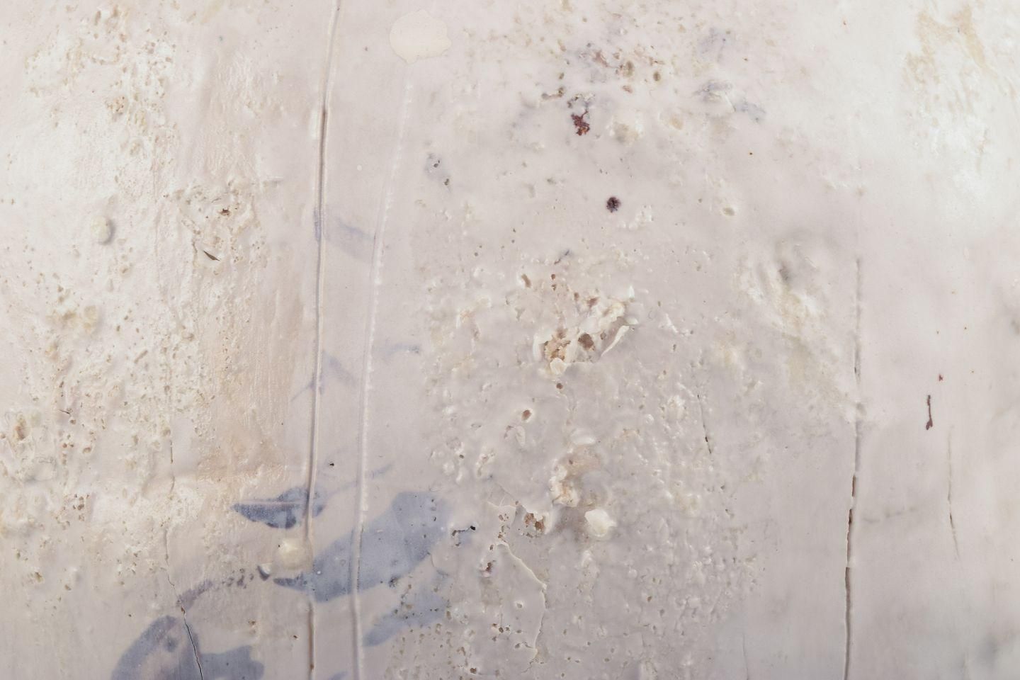 Christina Muff, Contemporary Danish Ceramic Artist. Vase In Pinching Technique. photo vinterior