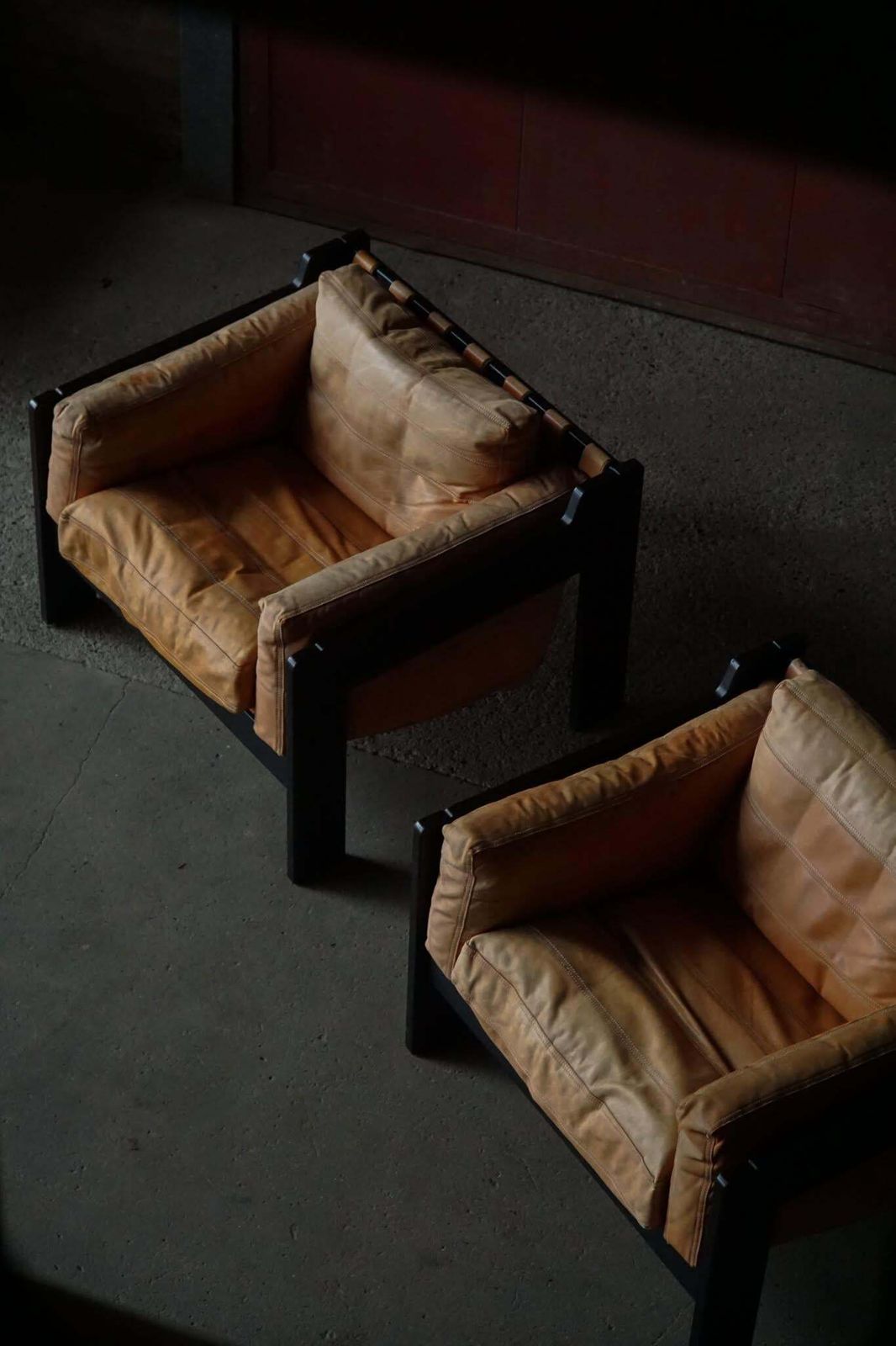 Pair Of Rud Thygesen & Johnny Sørensen Easy Chairs In Wood And Leather, 1970s photo for sale