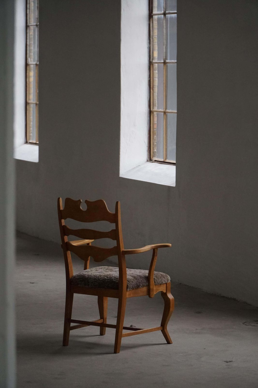 photo buy Mid 20th Century, Razorblade Armchair By Henning Kjærnulf, Oak & Lambswool, 1960