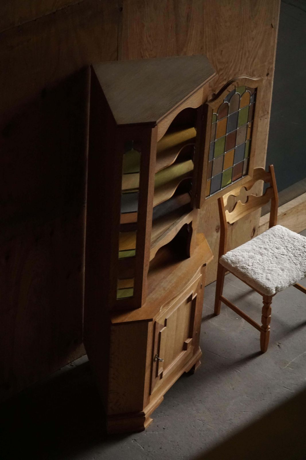 Danish Mid Century, Oak Corner Cabinet With Leaded Stained Glass, 1940s photo vinterior