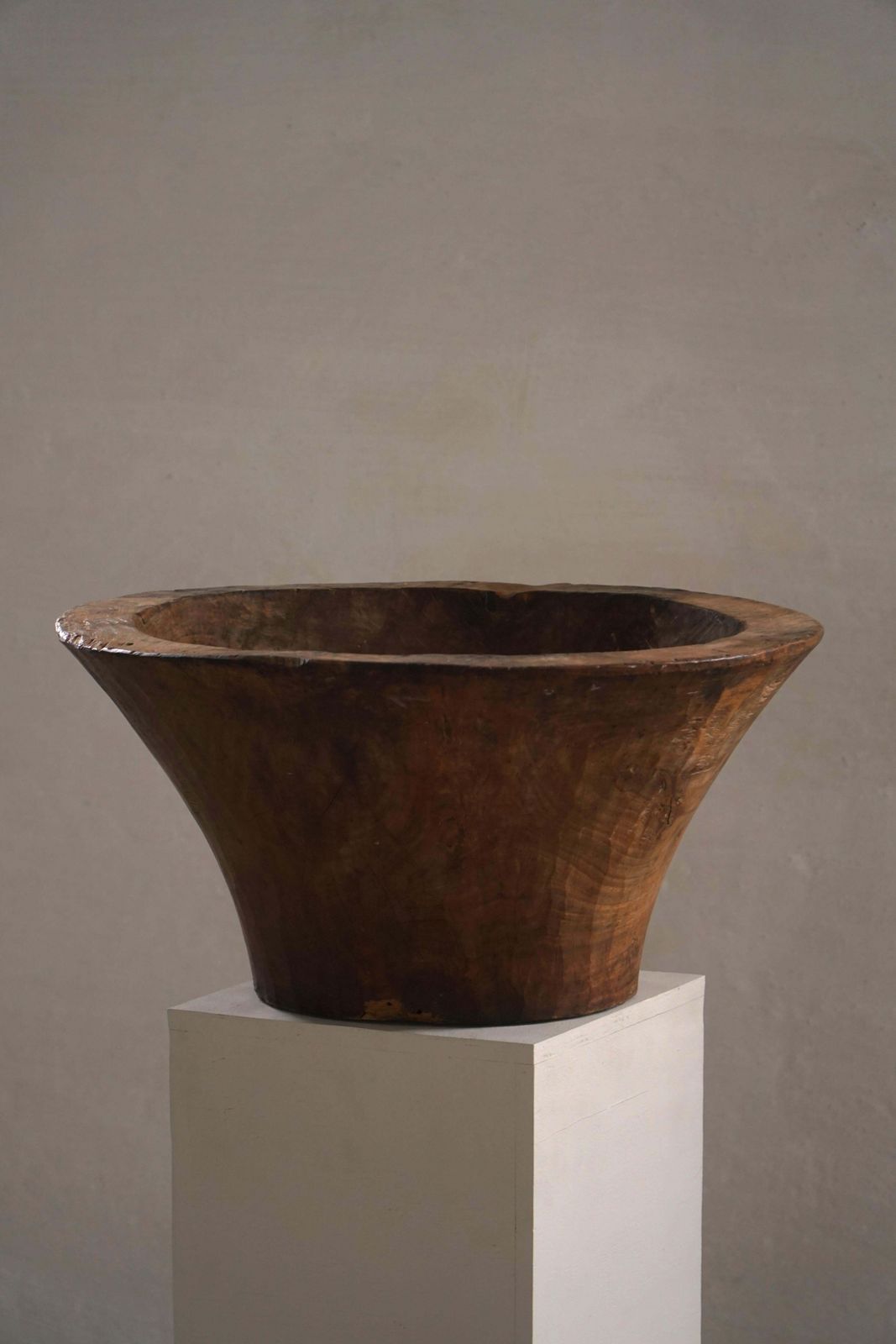 485.0 Large Hand Carved African Wooden Bowl, Mid 20th Century photo