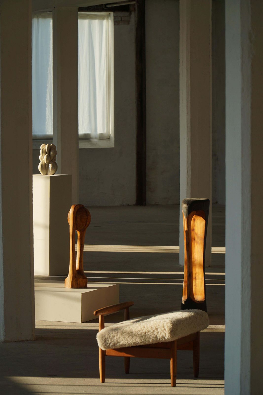 1343.0 Wooden Sculpture "Den Eftertænksomme" By Ole Wettergren, Denmark, 1980s photo
