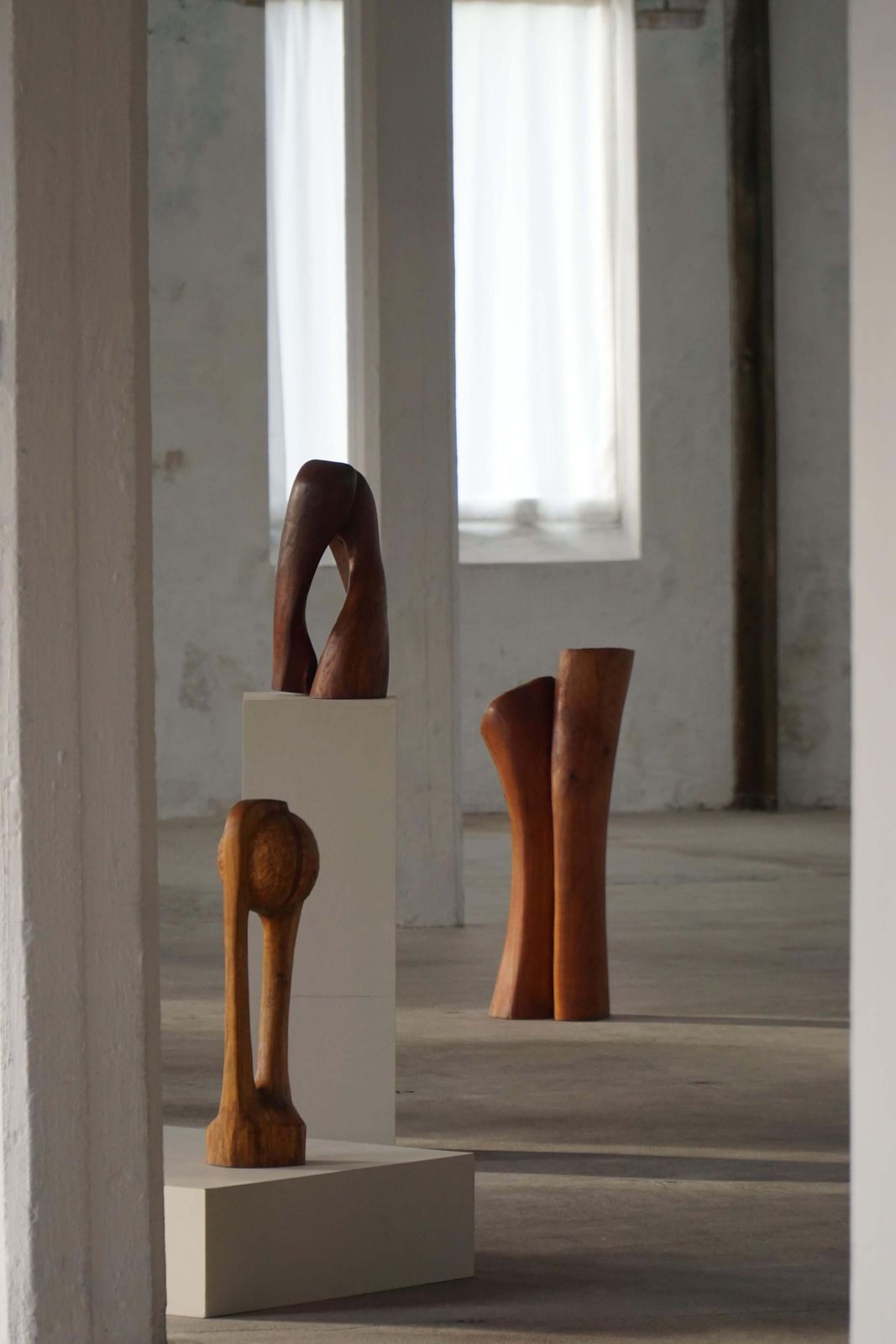 photo vinterior Wooden Sculpture "Den Eftertænksomme" By Ole Wettergren, Denmark, 1980s