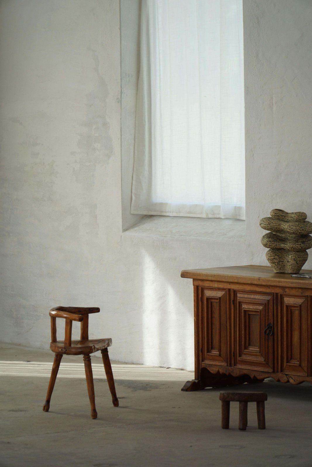 Early 20th Century, Scandinavian Folk Art Three Legged Chair In Pine, Wabi Sabi photo furniture
