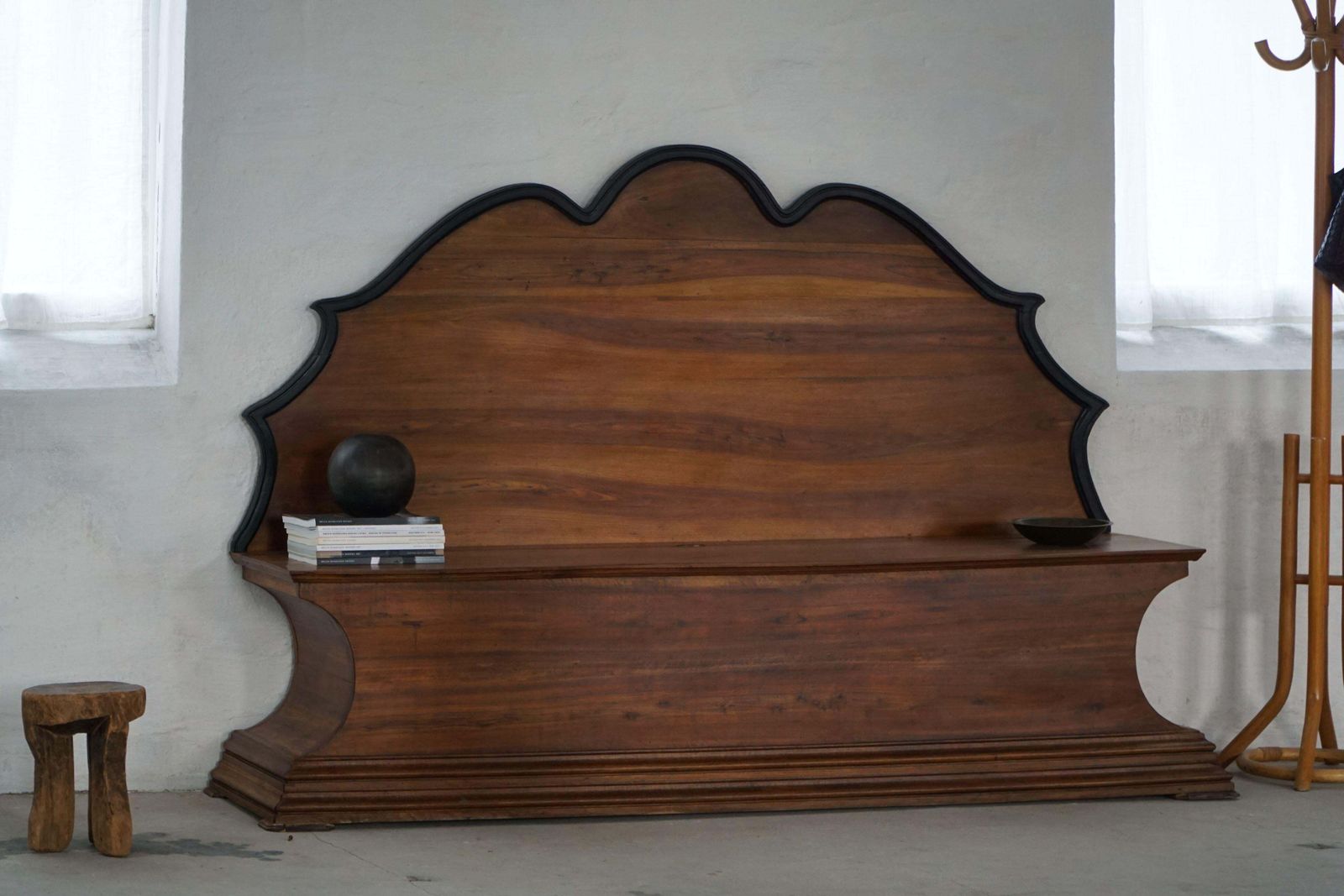 20th Century  Art Deco Storage Bench In Nutwood, By A Danish Cabinetmaker photo buy