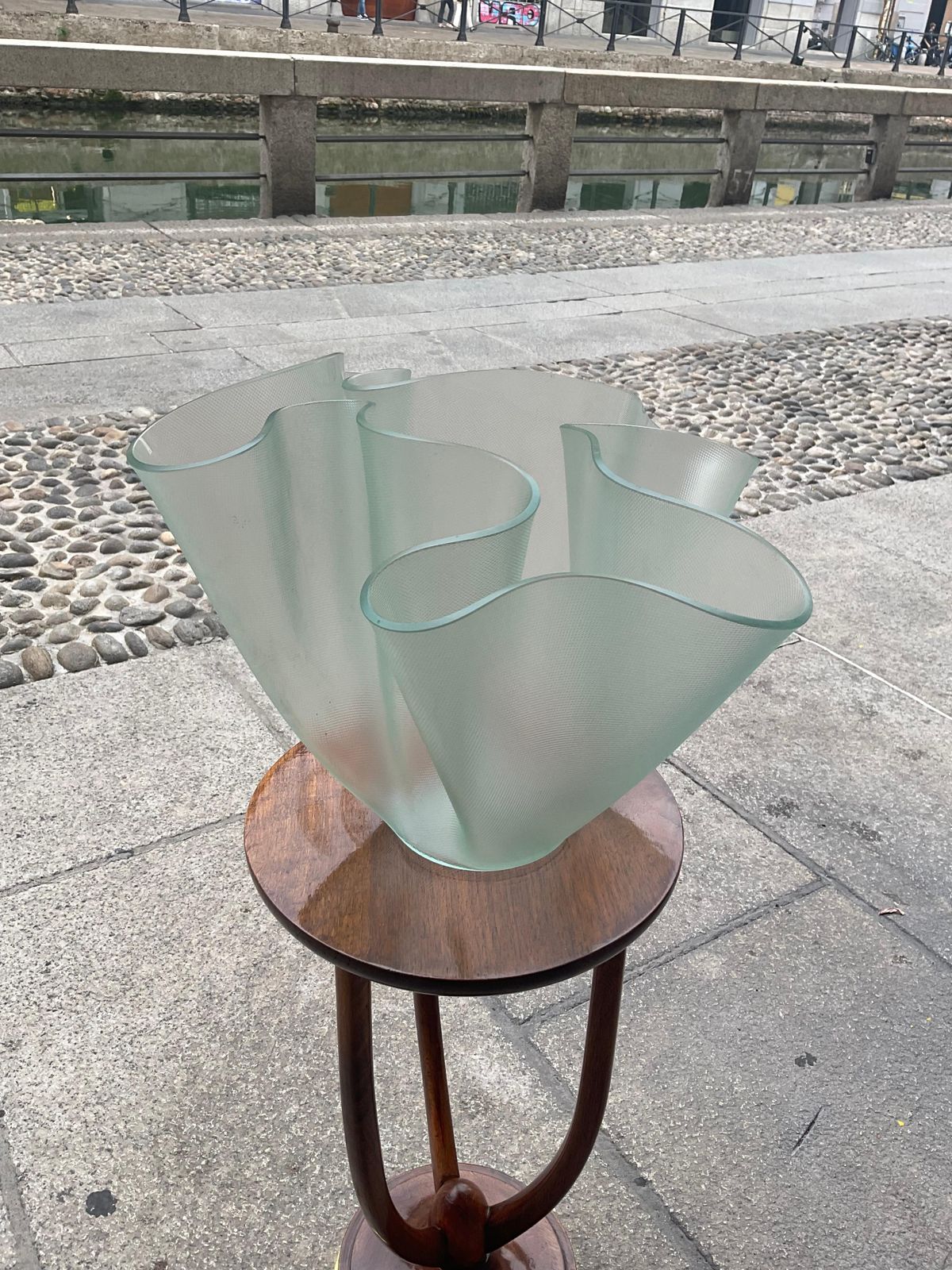 Home Decor Fontanaarte   Pietro Chiesa   Vaso Modello Cartoccio In Vetro   Italia 1950. photo