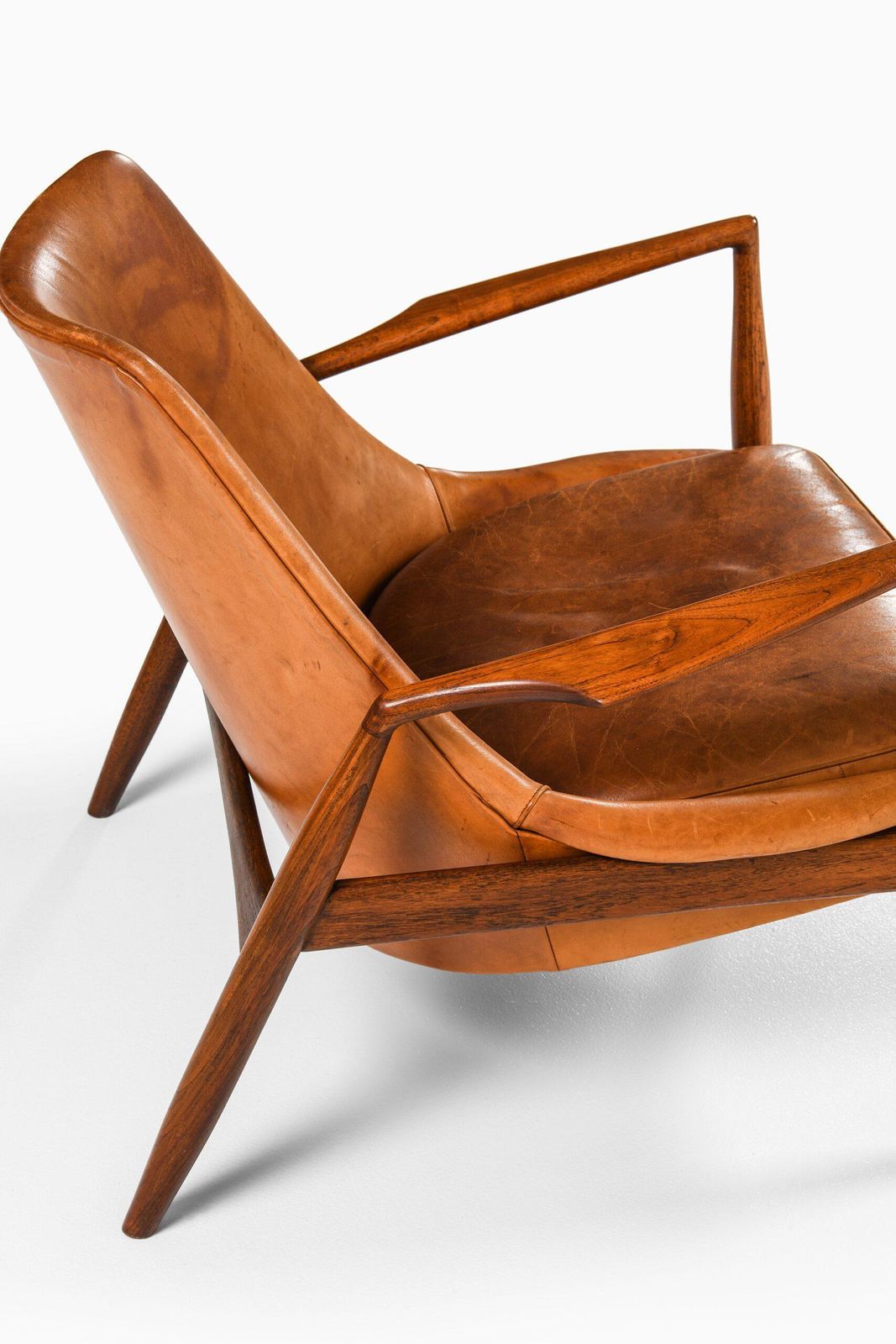 photo vintage Easy Chair In Teak And Original Cognac Leather By Ib Kofod Larsen, 1950s