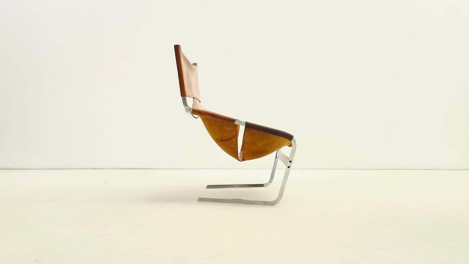 photo furniture 'F444'  Leather Lounge Chair By Pierre Paulin For Artifort