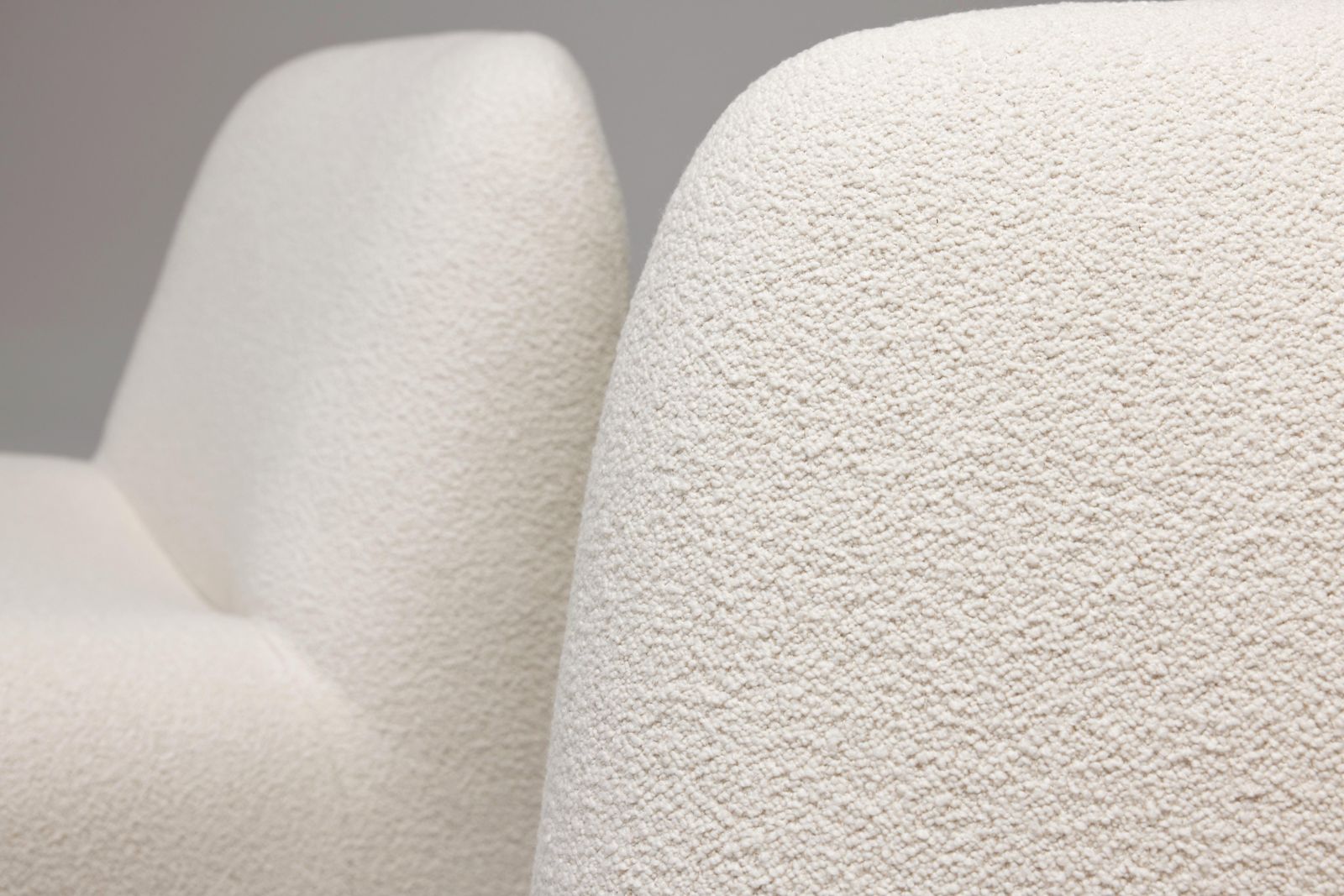 photo furniture Vintage Alky Chairs In Off White Fabric By Giancarlo Piretti For Artifort, 1970s