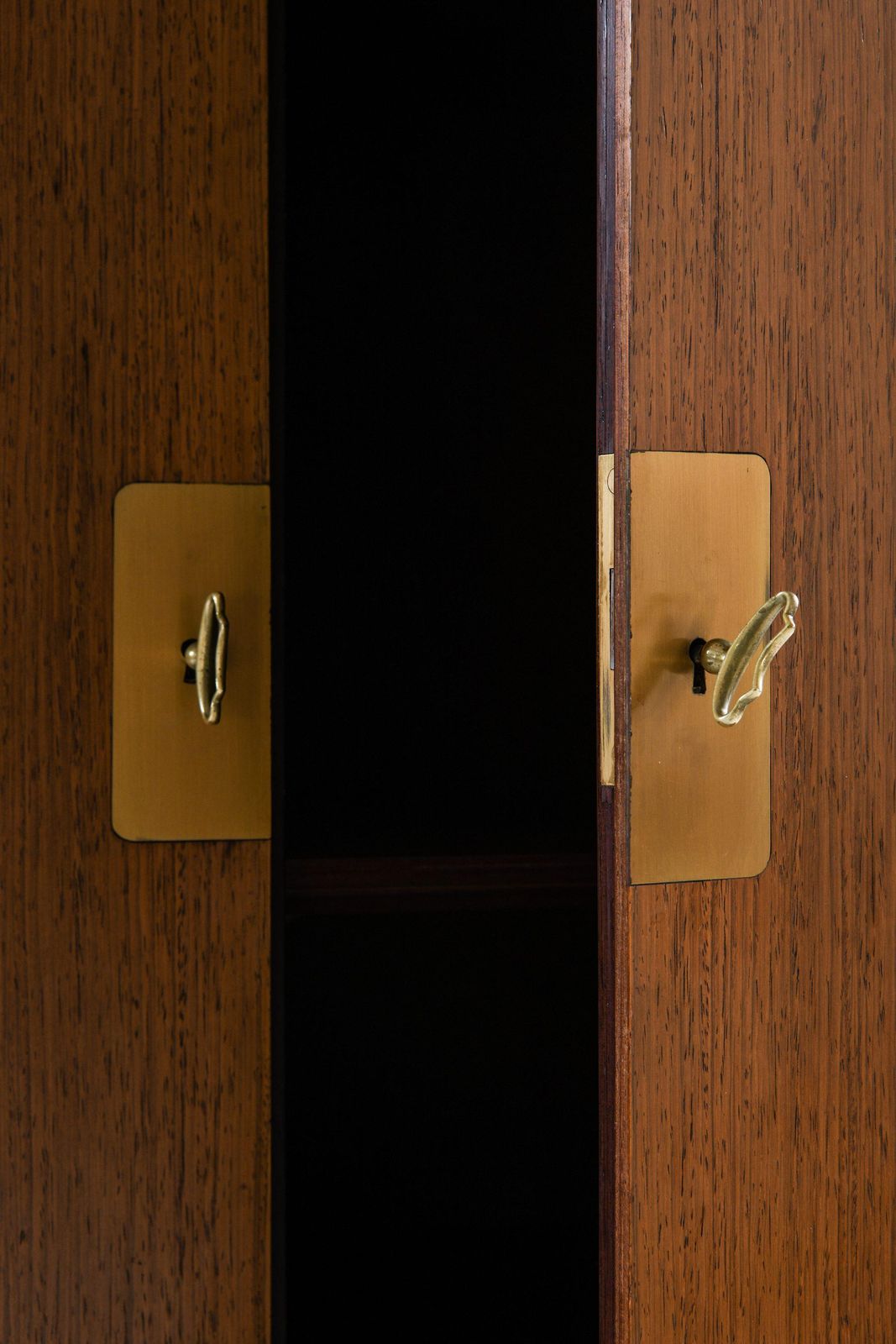 photo for sale Cabinet In Rosewood And Brass By Ernst Kühn, 1940's