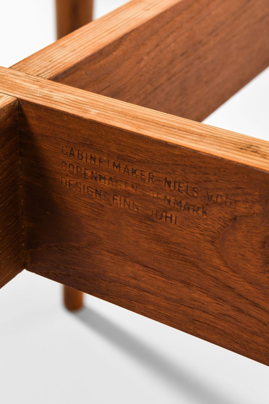 photo vinterior Dining Table In Teak By Finn Juhl, 1950's