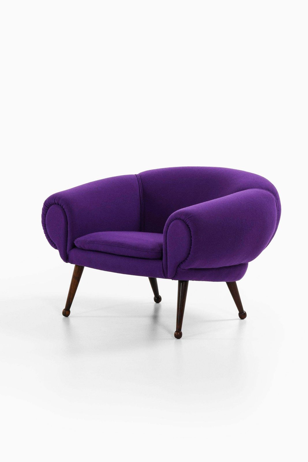 Easy Chair In Rosewood With Upholstered Kvadrat Fabric By Illum Wikkelsø, 1950's photo Furniture