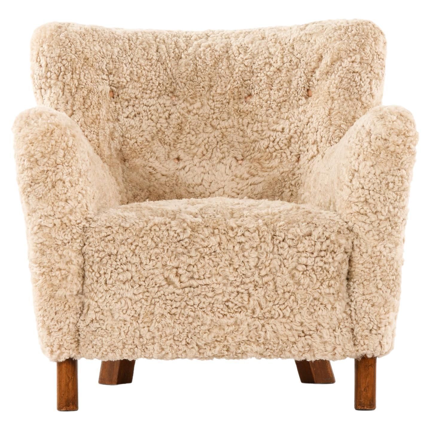 Easy Chair In Beech And Newly Reupholstered In Sheepskin By Fritz Hansen, 1938