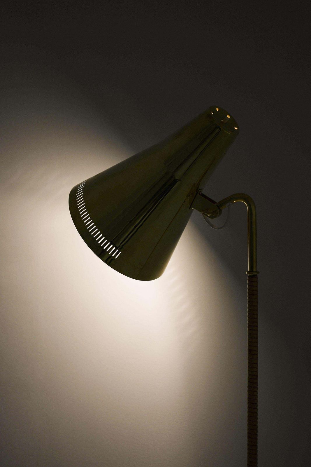 Floor Lamp In Brass And Cane By Paavo Tynell, 1950's photo vinterior