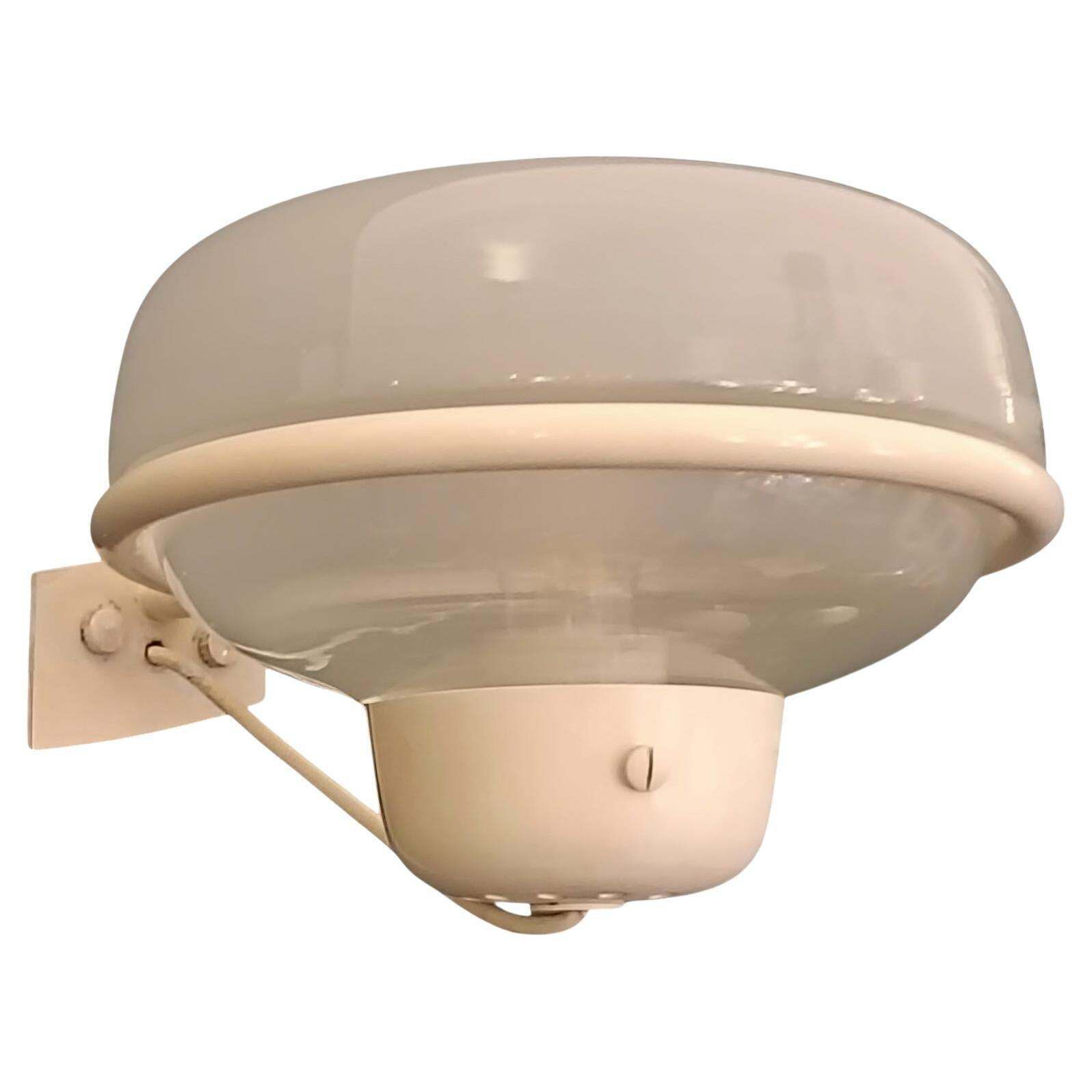 Gino Sarfatti For Arteluce Wall Lamp "228" White, Italy 1950s