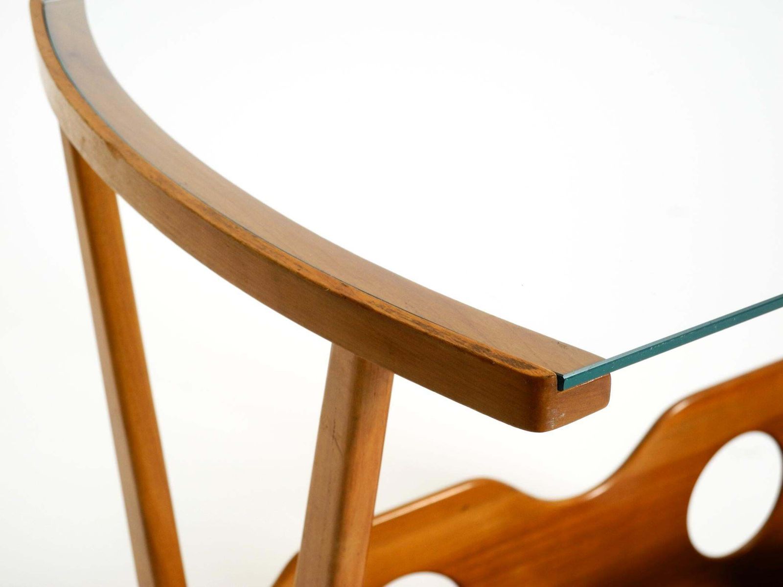 photo vinterior Mid Century Modern Side Table With Magazine Rack, Made Of Ash Wood And Glass