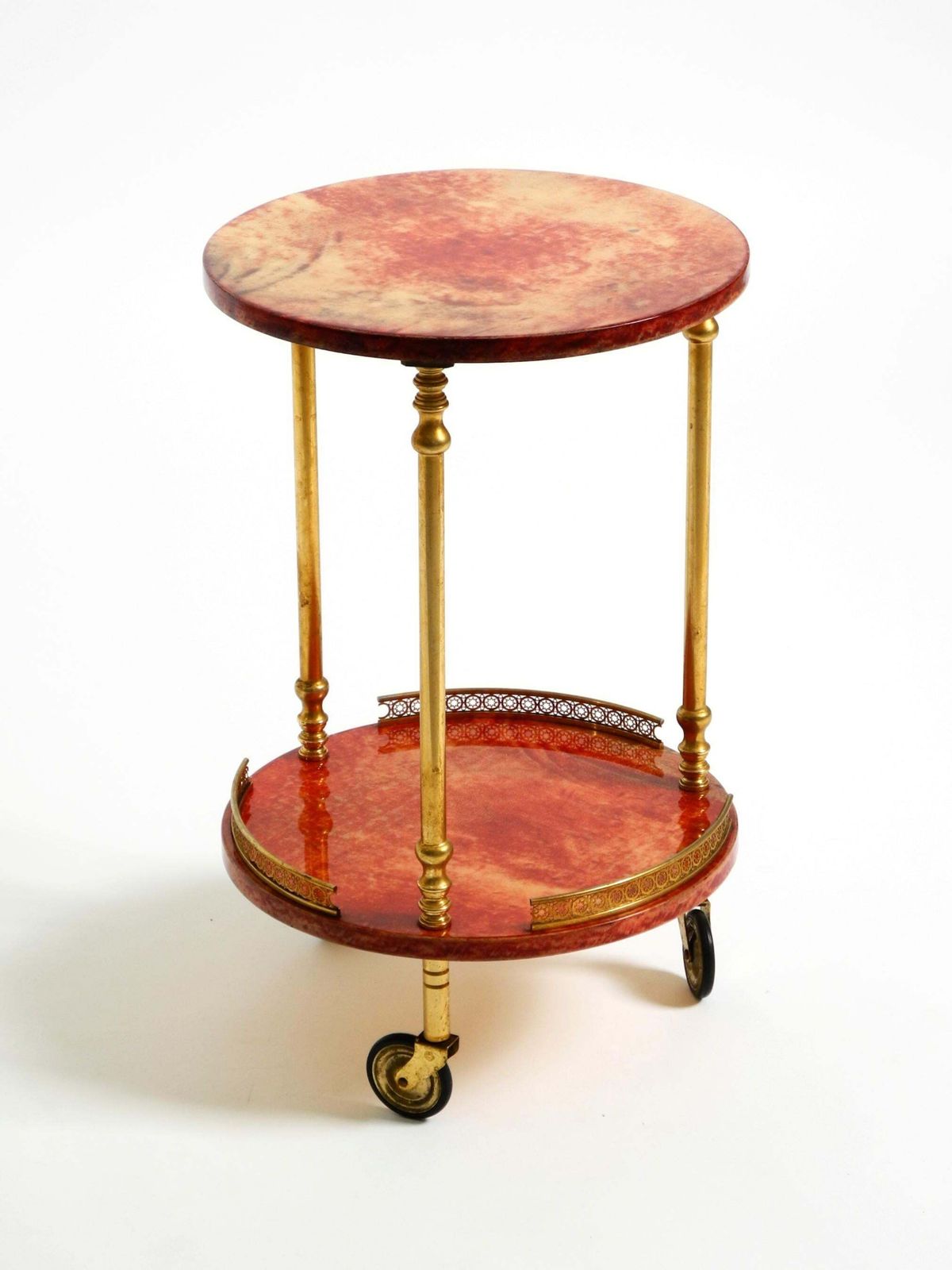 Round, Small 1960s Aldo Tura Serving Or Bar Trolley In Red Goatskin Leather photo vinterior