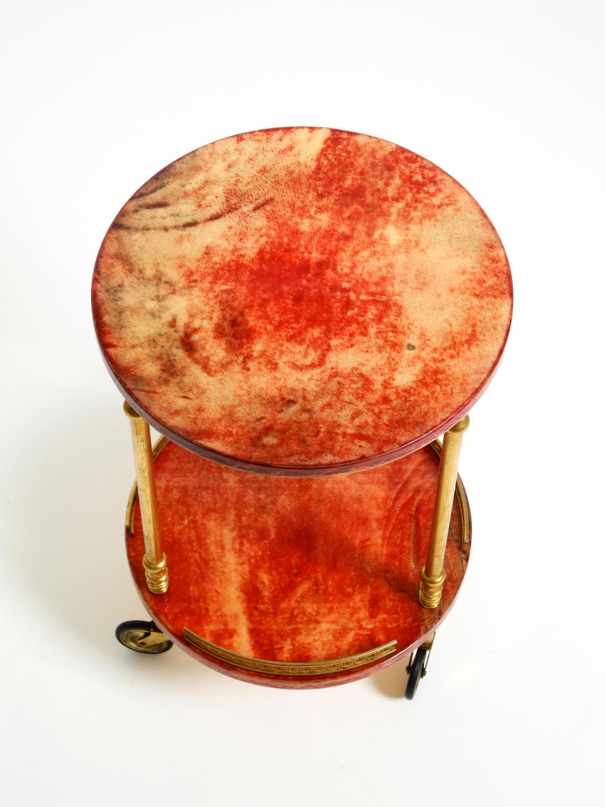 Round, Small 1960s Aldo Tura Serving Or Bar Trolley In Red Goatskin Leather photo vintage