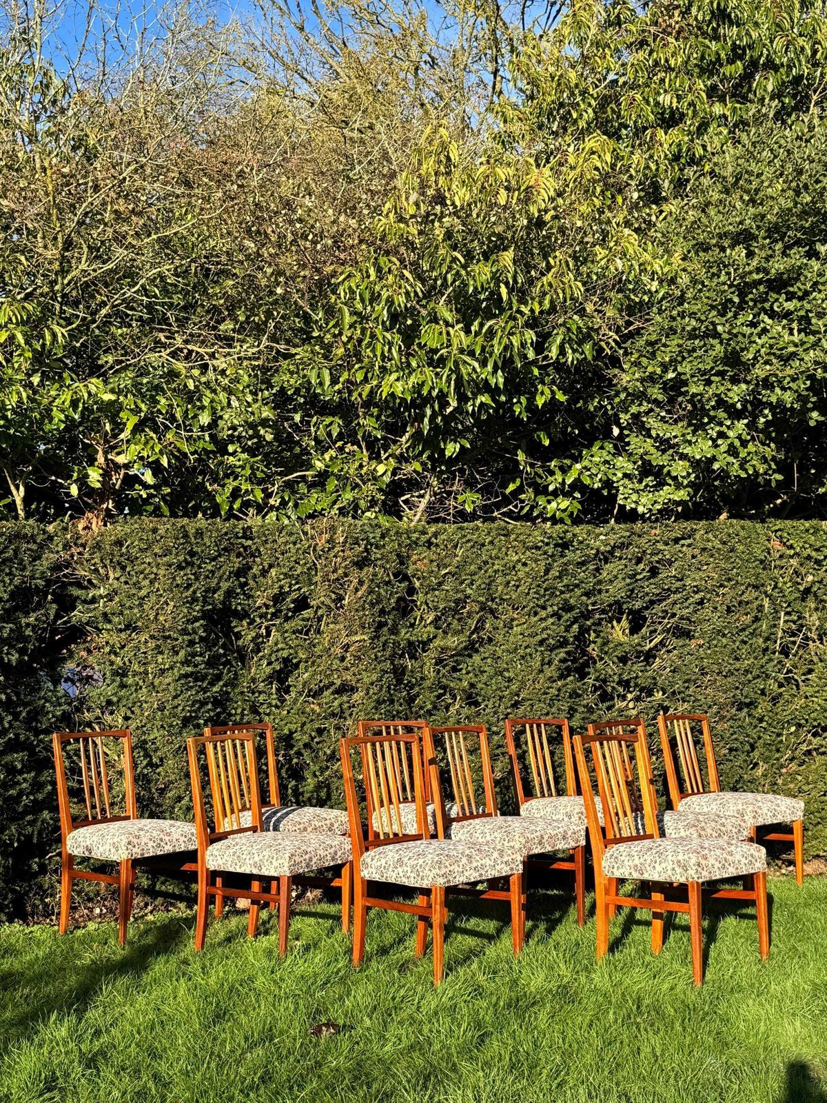 photo vinterior Ten Mid Century Teak Dining Chairs By Gordon Russell 1960