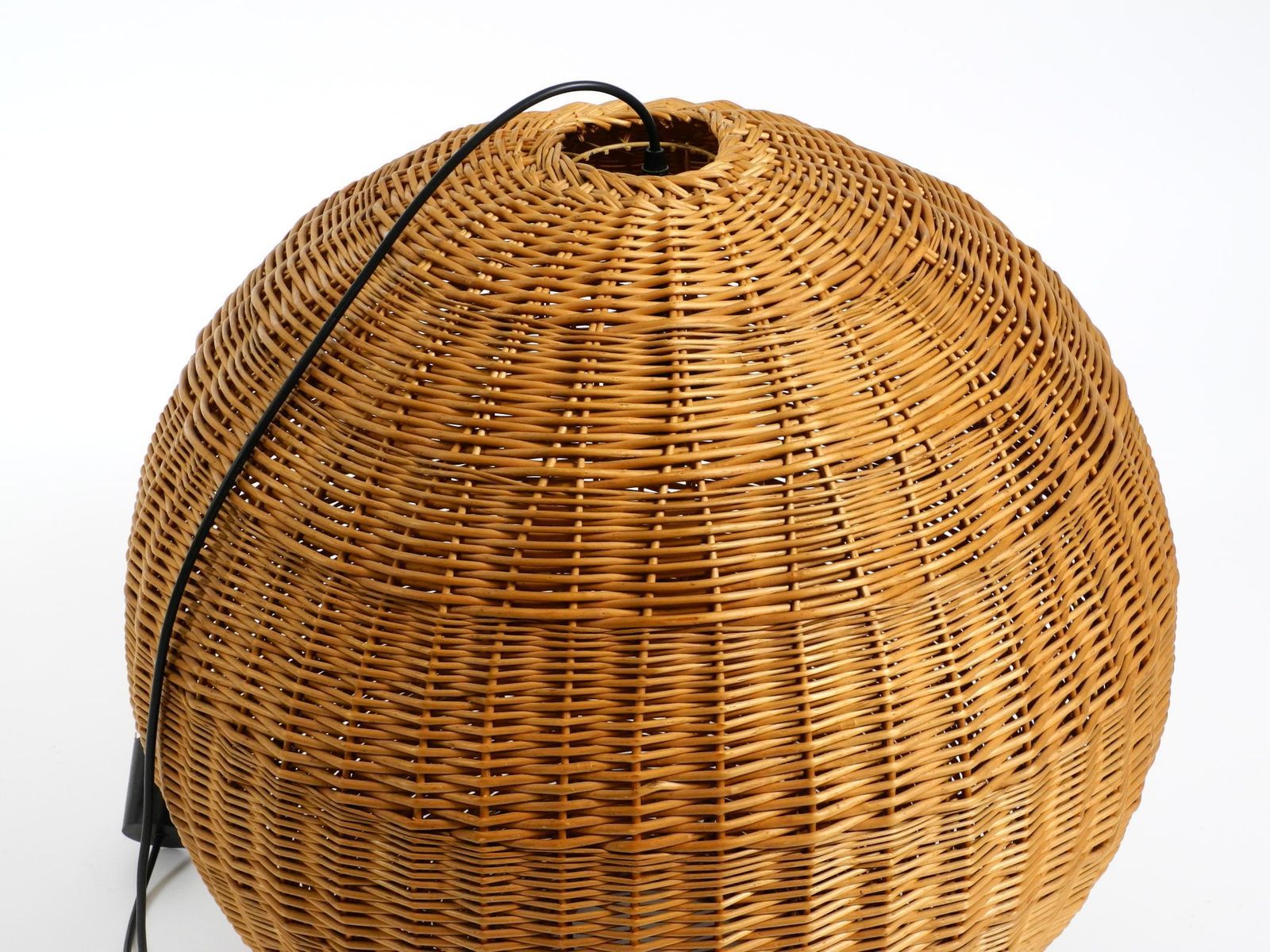 photo vintage Original Xxl Rattan Ball Pendant Lamp  Mid Century Modern  ø 66 Cm  26"
