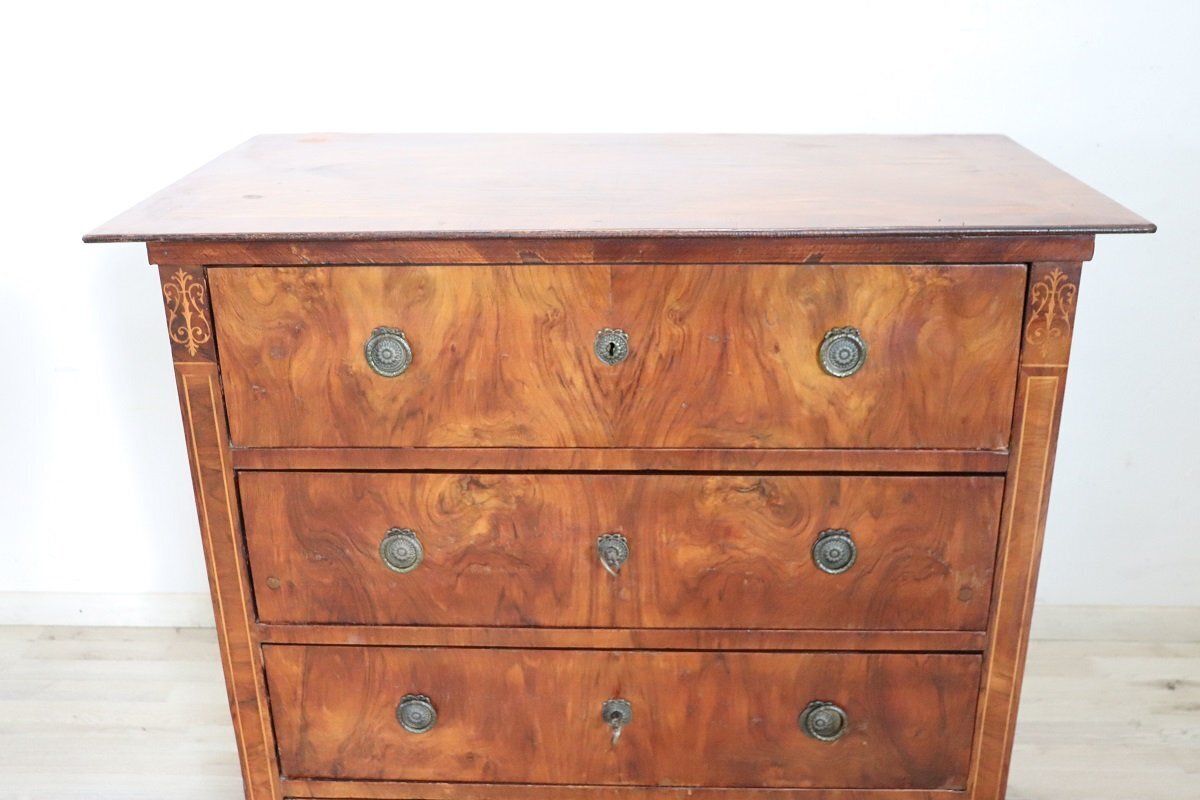 photo furniture Antique Chest Of Drawers In Walnut, Late 19th Century