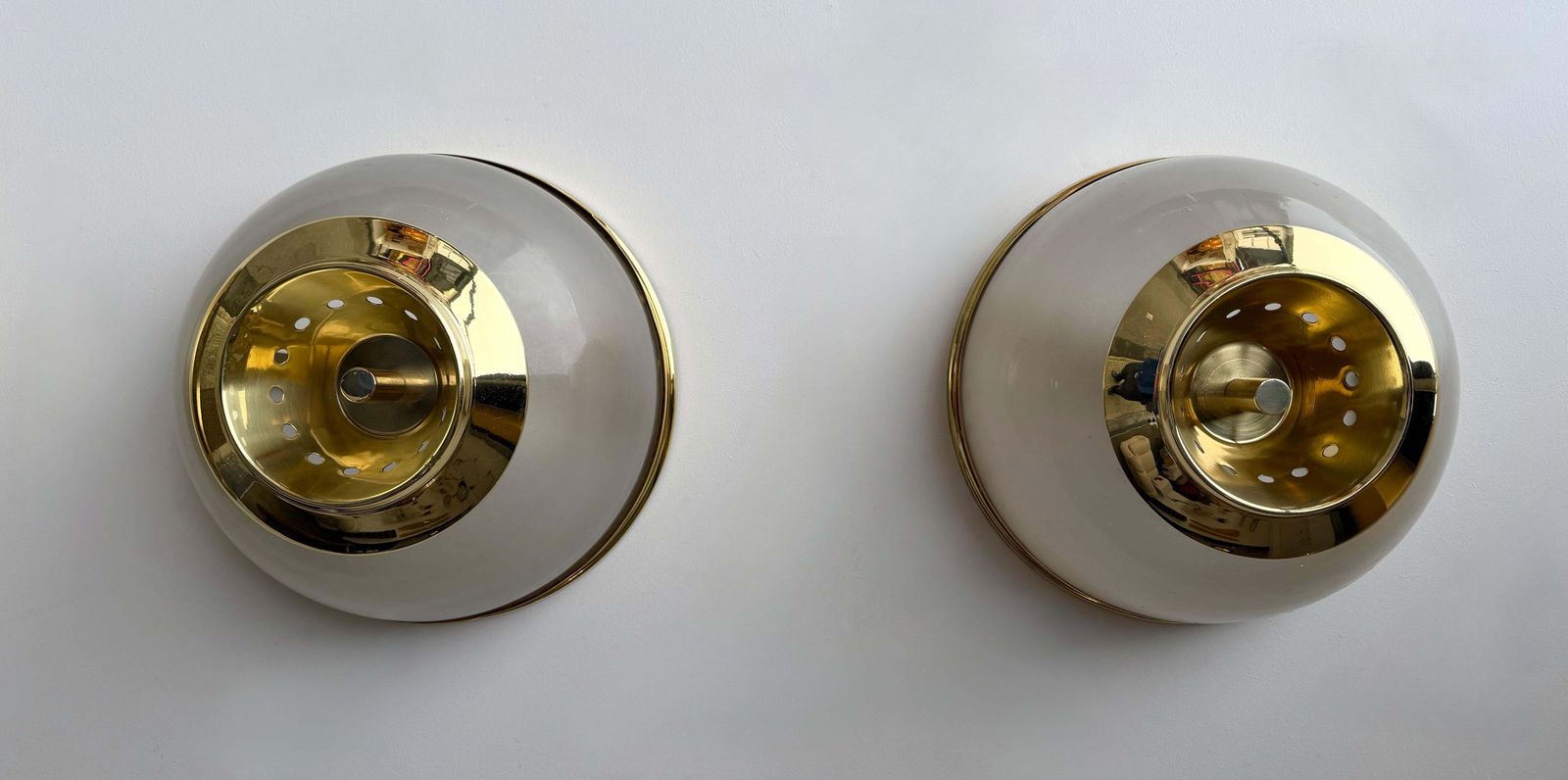 photo vinterior Pair Of Brass And Glass Azucena Sconces By Luigi Caccia Dominioni, Italy, 1960s