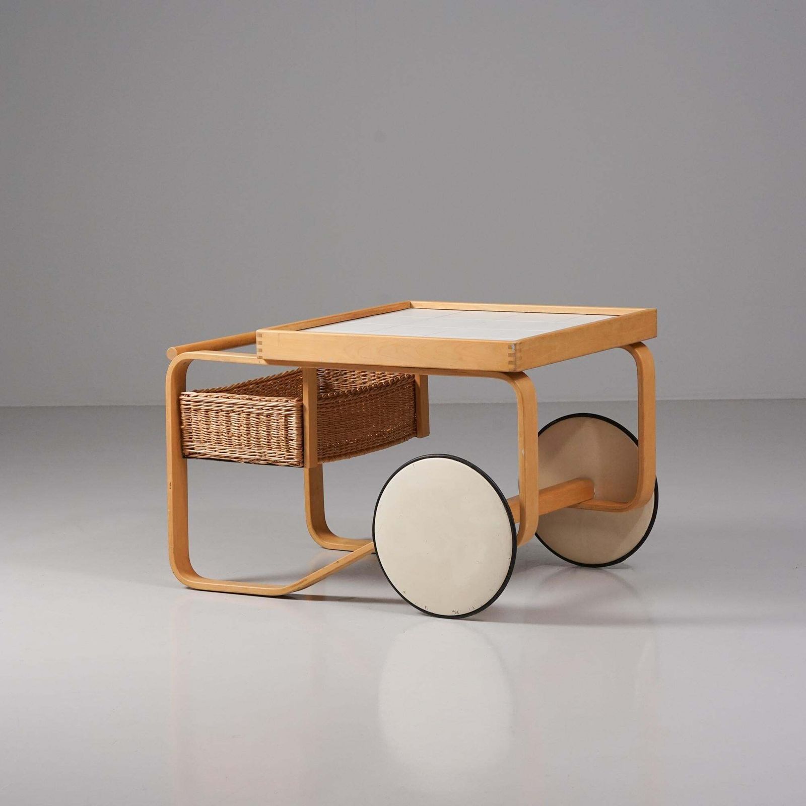 Model 900 Tea Cart, Alvar Aalto, Artek, 1960s photo furniture