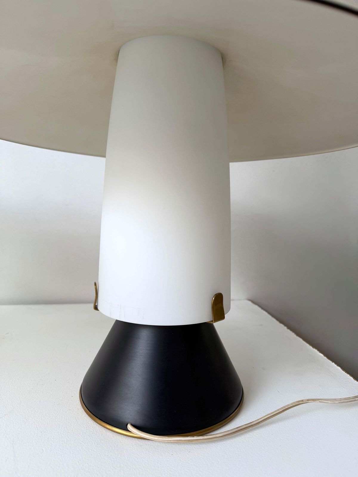 Mid Century Modern Pair Of Lamps Brass Lacquered Metal By Stilnovo. Italy, 1950s photo vintage