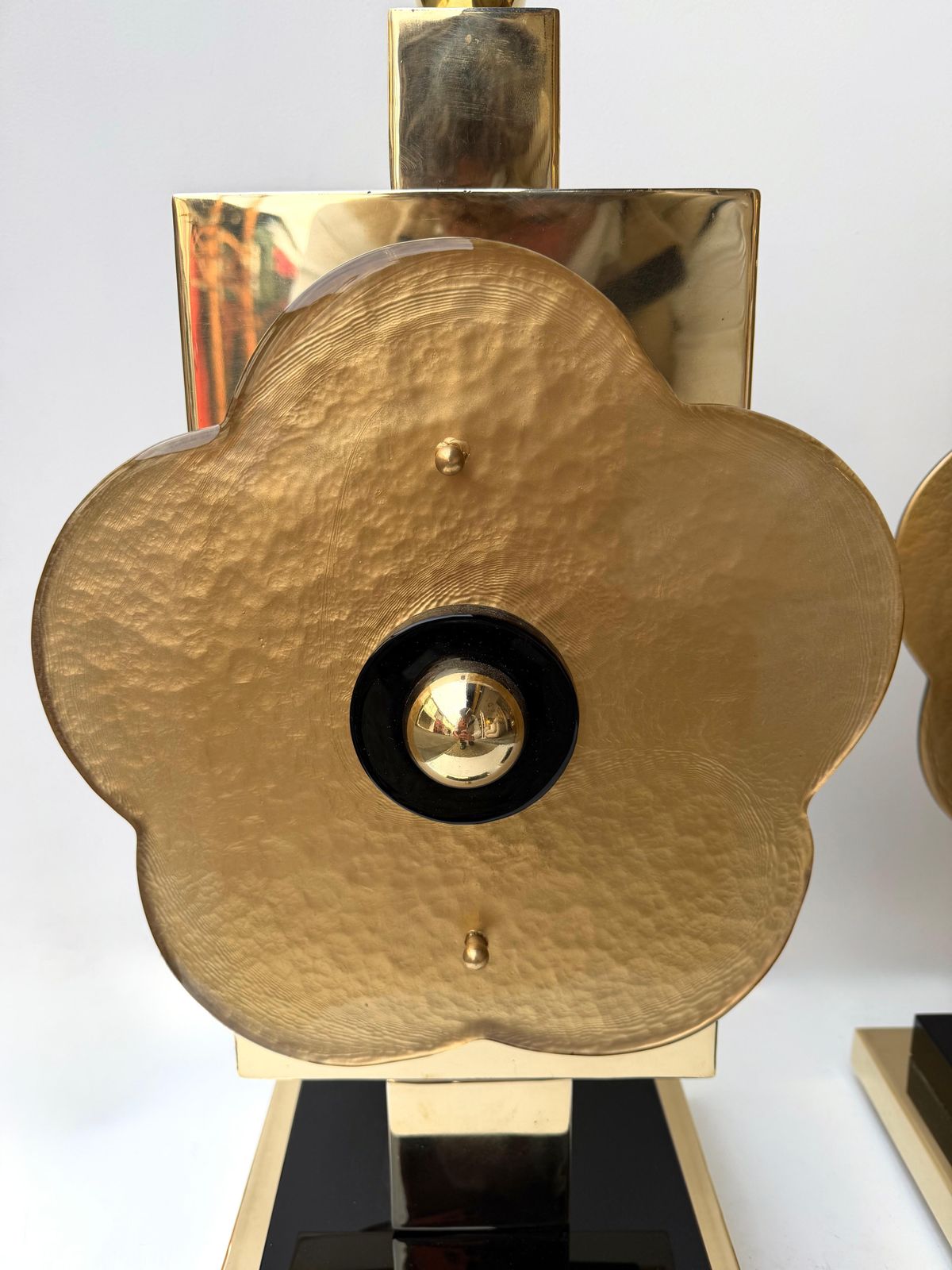 Contemporary Pair Of Brass And Murano Glass Big Gold Flowers Lamps, Italy photo Lighting