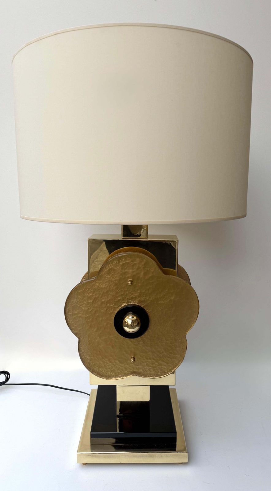 Contemporary Pair Of Brass And Murano Glass Big Gold Flowers Lamps, Italy photo vinterior