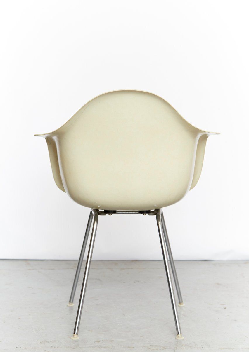 Off White Dax Fiberglass Chair By Charles & Ray Eames For Herman Miller, 1970s photo Furniture