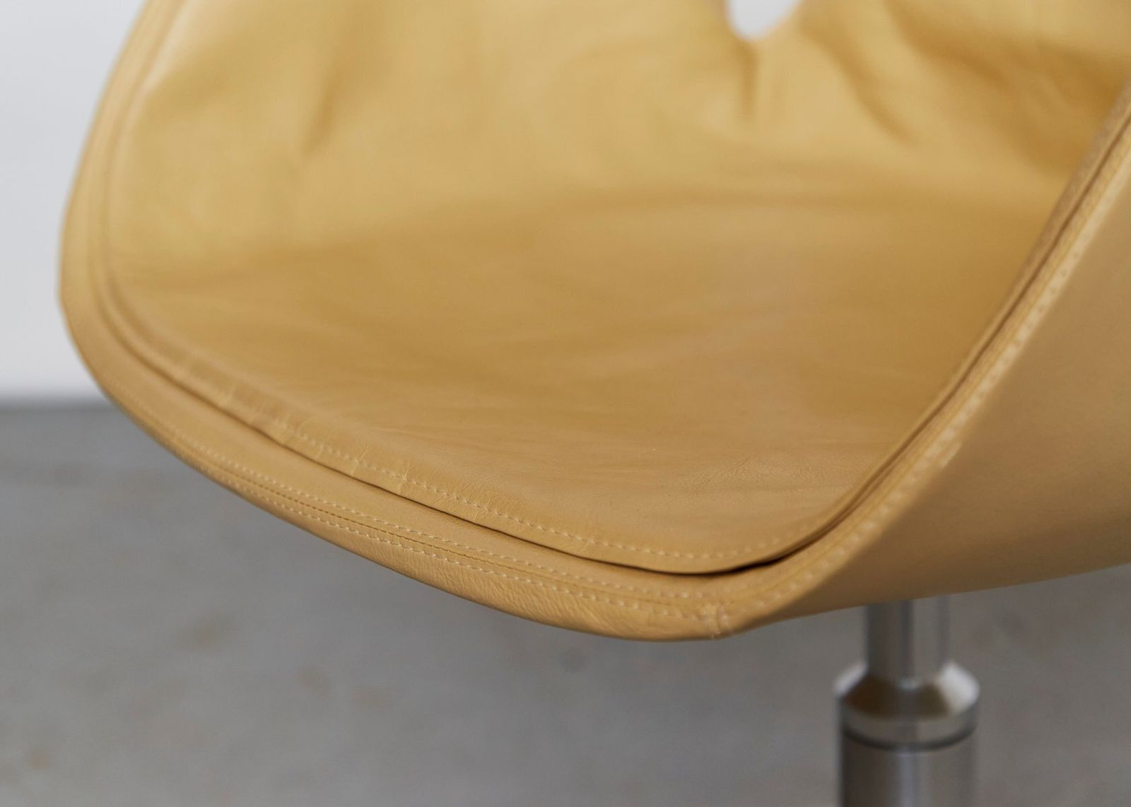 Furniture Model 6725 Swivel Tulip Chair By Preben Fabricius & Jørgen Kastholm For Walter Knoll photo