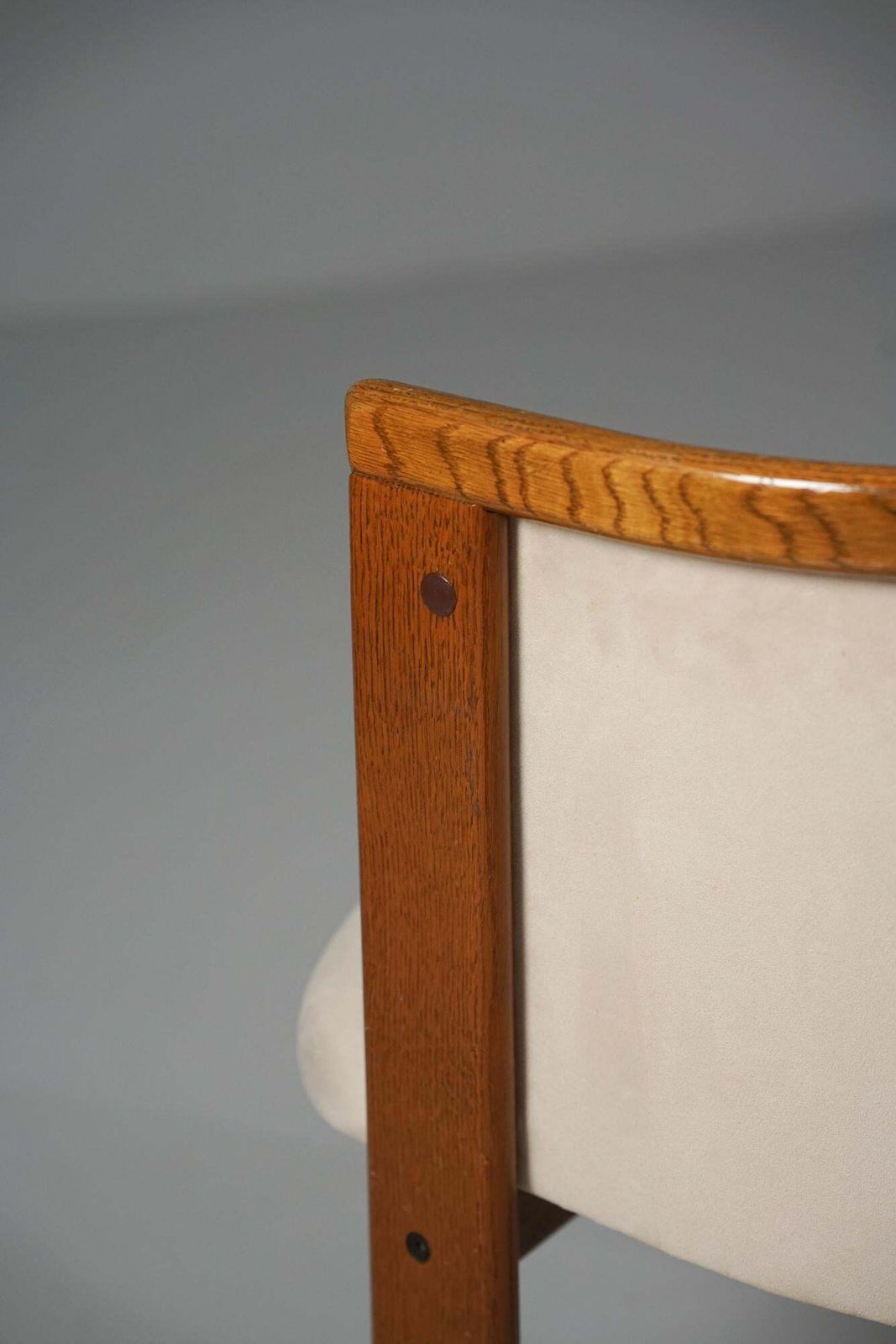 photo furniture Set Of Four Chairs, Antti Nurmesniemi For Helsinki Central Railway Station, 1970