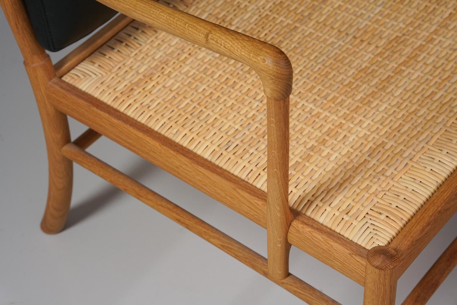 Set Of Model "Colonial" Armchair And Footstool, Ole Wanscher, Carl Hansen & Son photo buy