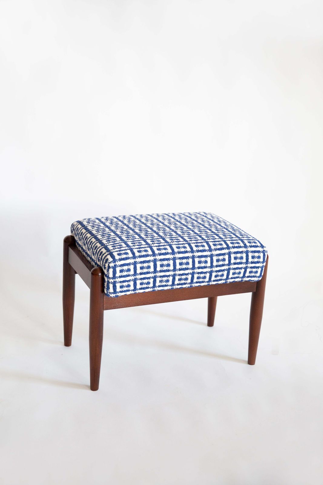 Mid Century Gfm Stool In Geometric Tweed Jacquard Dedar, E. Homa, Europe, 1960s photo vinterior